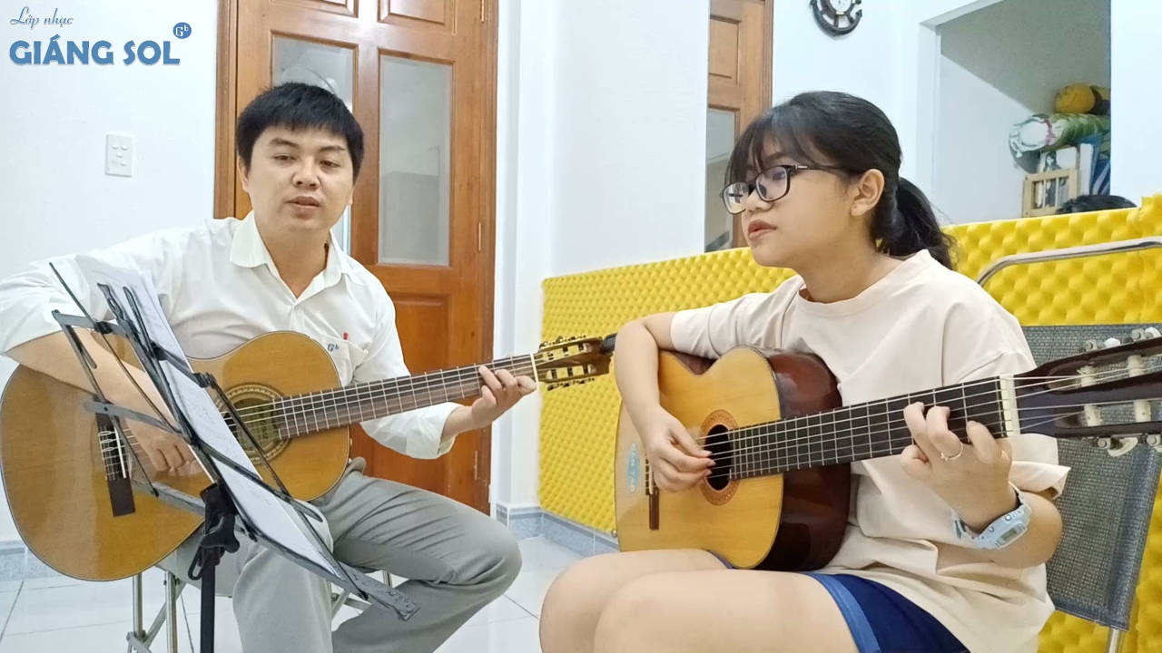 Dạy Đàn Guitar Quận 12 || Happy Birthday To You || Thu Hiền || Lớp nhạc Giáng Sol Quận 12, dạy đàn piano quận 12, dạy đàn organ quận 12, học đàn guitar quận 12, trung tâm âm nhạc quận 12, trung tâm dạy guitar quận 12,