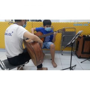 Dạy Đàn Guitar Quận 12 || Ướt Mi || Thế Phong || Lớp nhạc Giáng Sol Quận 12