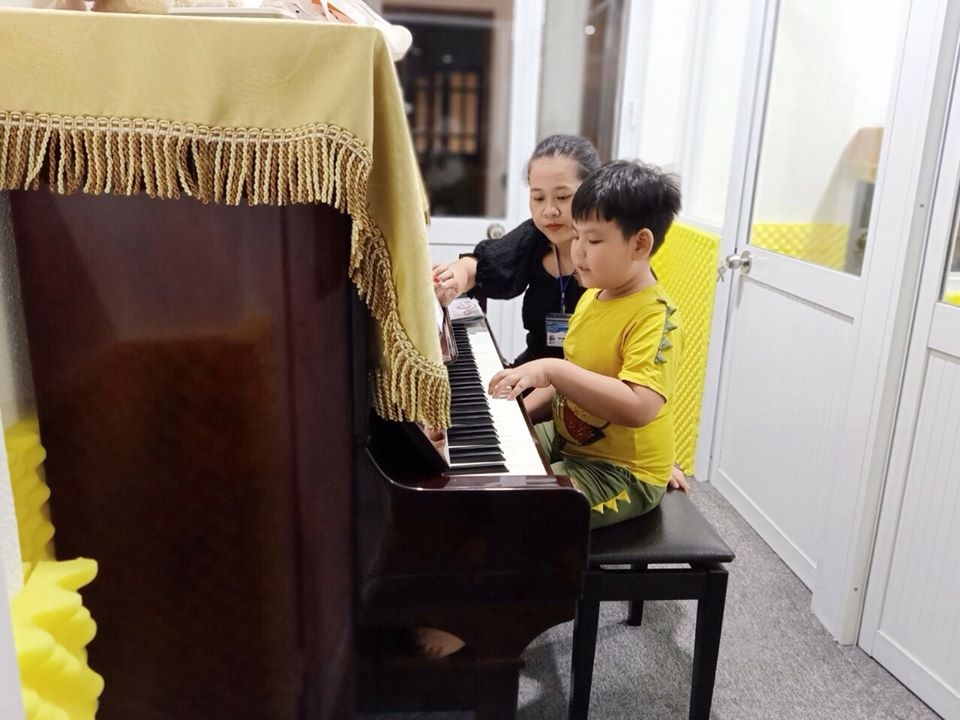 DẠY PIANO THIẾU NHI QUẬN 12, dạy đàn organ quận 12, dạy đàn guitar quận 12, dạy thanh nhạc quận 12, dạy vẽ quận 12, dạy nhảy quận 12, trung tâm âm nhạc quận 12, mua bán nhạc cụ quận 12