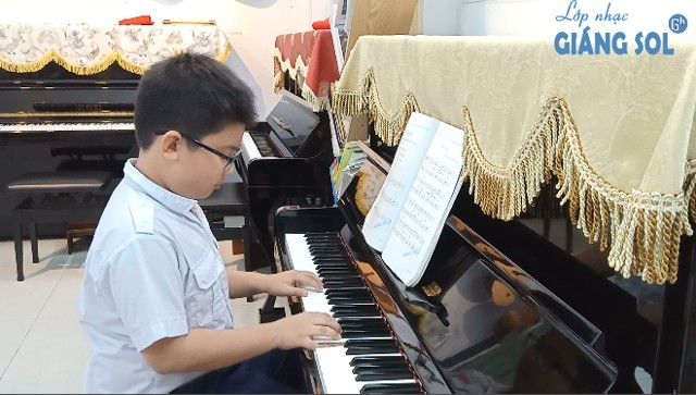 Dạy Đàn Piano Quận 12 || Cô Và Mẹ || Xuân Lộc || Lớp nhạc Giáng Sol Quận 12, dạy đàn piano quận 12, học đàn Piano tại quận 12, học đàn Piano ở đâu tại quận 12, trung tâm dạy đàn quận 12, lớp nhạc quận 12, dạy đàn organ quận 12, dạy đàn Guitar quận 12