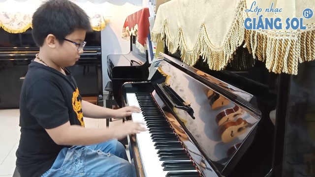 Dạy Đàn Piano Quận 12 || Hai Con Thằng Lằn Con || Xuân Lộc || Lớp nhạc Giáng Sol Quậna 12, dạy đàn piano quận 12, học đàn piano quận 12, lớp nhạc quận 12, học đàn piano ở đâu tại quận 12, trung tâm dạy đàn quận 12, lớp nhạc giáng sol quận 12, dạy đàn guitar quận 12, dạy đàn organ quận 12