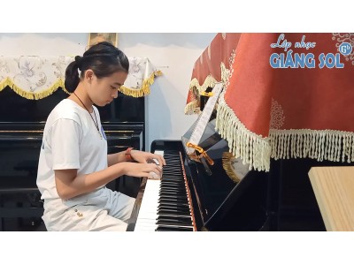 Spring || Thái Vy || Dạy Đàn Piano Quận 12 || Lớp Nhạc Giáng Sol