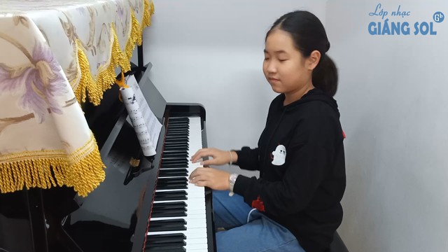 Dạy Đàn Piano Quận 12 || Tạm Biệt Mùa Đông || Minh Châu || Lớp nhạc Giáng Sol Quận 12, dạy đàn piano quận 12, học đàn piano quận 12, trung tâm dạy đàn quận 12, lớp nhạc quận 12, học đàn piano ở đâu tại quận 12, dạy đàn guitar quận 12, dạy đàm piano quận 12