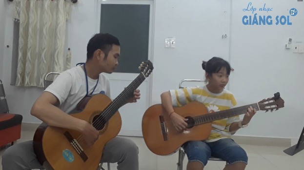 Dạy đàn Guitar Quận 12 || Ướt Mi || Quỳnh My || Lớp nhạc Giáng Sol Quận 12, dạy đàn guitar quận 12, lớp nhạc quận 12, dạy đàn Piano quận 12, học đàn Guitar ở đâu tại quận 12, trung tâm dạy nhạc quận 12, học đàn Piano ở đâu tại quận 12