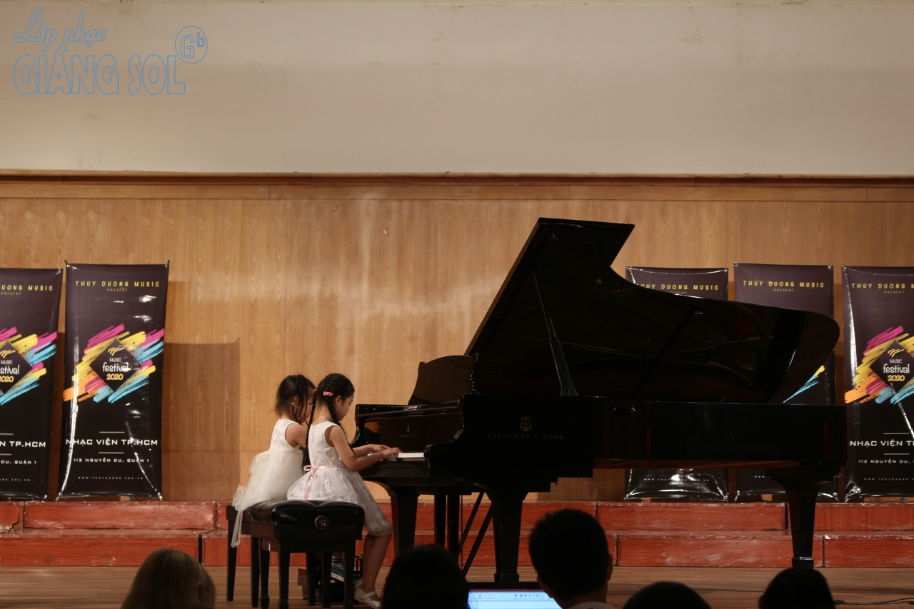 Dạy đàn Piano cho trẻ em Quận 12