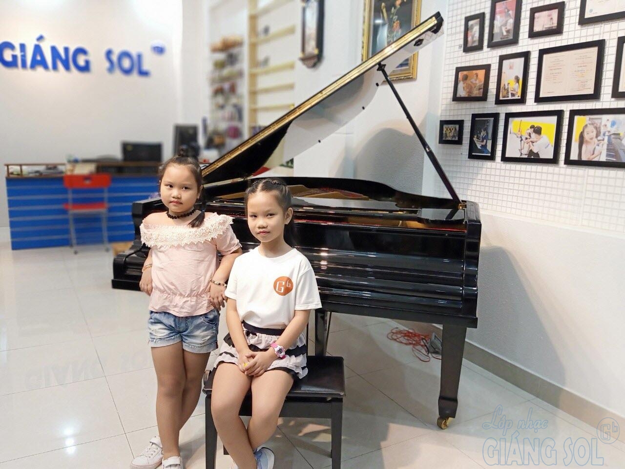 Trung Tâm Âm Nhạc Quận 12, trung tam am nhac quan 12, dạy đàn piano quận 12, day dan piano quan 12, lớp nhạc giáng sol, lop nhạc giang sol, trung tâm âm nhạc quận 12, trung tam am nhac quan 12, trung tâm dạy nhạc quận 12, trung tam day nhac quan 12,dạy đàn organ quận 12, day dan organ quan 12, day dan guitar quan 12,  dạy đàn guitar quận 12, day dan ukulele quan 12,  dạy đàn ukulele quận 12, day thanh nhac quan 12,  dạy thanh nhạc quận 12, dạy vẽ thiếu nhi quận 12, day ve thieu nhi quan 12, lớp dạy nhảy thiếu nhi quận 12, lop day nhay thieu nhi quan 12, Lớp dạy cảm thụ âm nhạc tại Quận 12, dạy cảm thụ âm nhạc cho trẻ em tại quận 12, của hàng nhạc cụ quận 12, cua hang nhac cu quan 12, bán đàn Piano Organ Guitar Ukulele tại TP.hcm, ban dan Piano Organ Guitar Ukulele tại TP.hcm,