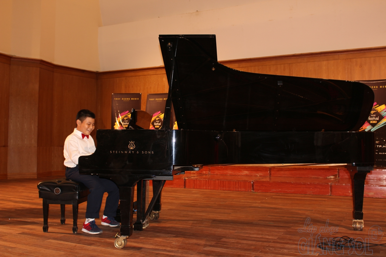 Trung Tâm Âm Nhạc Quận 12, trung tam am nhac quan 12, dạy đàn piano quận 12, day dan piano quan 12, lớp nhạc giáng sol, lop nhạc giang sol, trung tâm âm nhạc quận 12, trung tam am nhac quan 12, trung tâm dạy nhạc quận 12, trung tam day nhac quan 12,dạy đàn organ quận 12, day dan organ quan 12, day dan guitar quan 12,  dạy đàn guitar quận 12, day dan ukulele quan 12,  dạy đàn ukulele quận 12, day thanh nhac quan 12,  dạy thanh nhạc quận 12, dạy vẽ thiếu nhi quận 12, day ve thieu nhi quan 12, lớp dạy nhảy thiếu nhi quận 12, lop day nhay thieu nhi quan 12, Lớp dạy cảm thụ âm nhạc tại Quận 12, dạy cảm thụ âm nhạc cho trẻ em tại quận 12, của hàng nhạc cụ quận 12, cua hang nhac cu quan 12, bán đàn Piano Organ Guitar Ukulele tại TP.hcm, ban dan Piano Organ Guitar Ukulele tại TP.hcm,