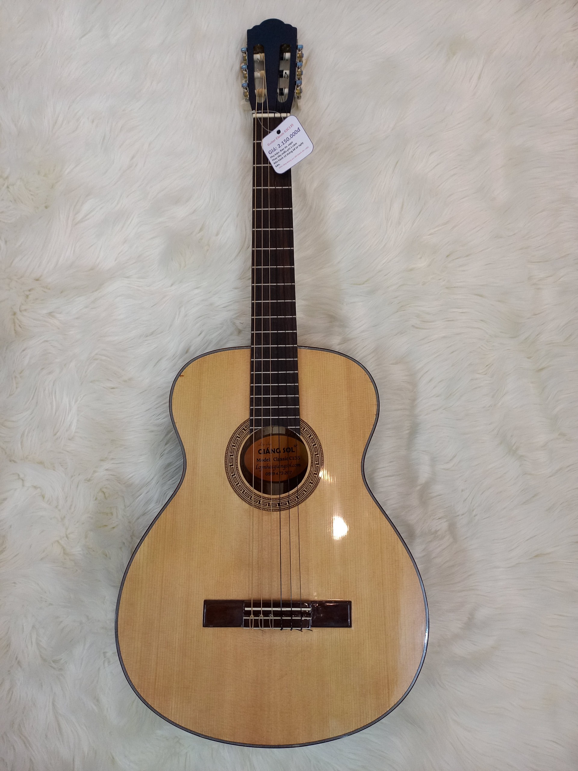 Bán đàn Guitar Classic GS C135 || Shop Nhạc Cụ Giáng Sol Quận 12, bán đàn guitar dây ni-long, bán đàn guitar chất lượng quận 12, shop nhac cu quan 12, nhạc cụ Giáng Sol, bán đàn guitar gò vấp, nơi bán đàn guitar quận quận 12, bán đàn guitar online quận 12, guitar giá rẻ quận 12